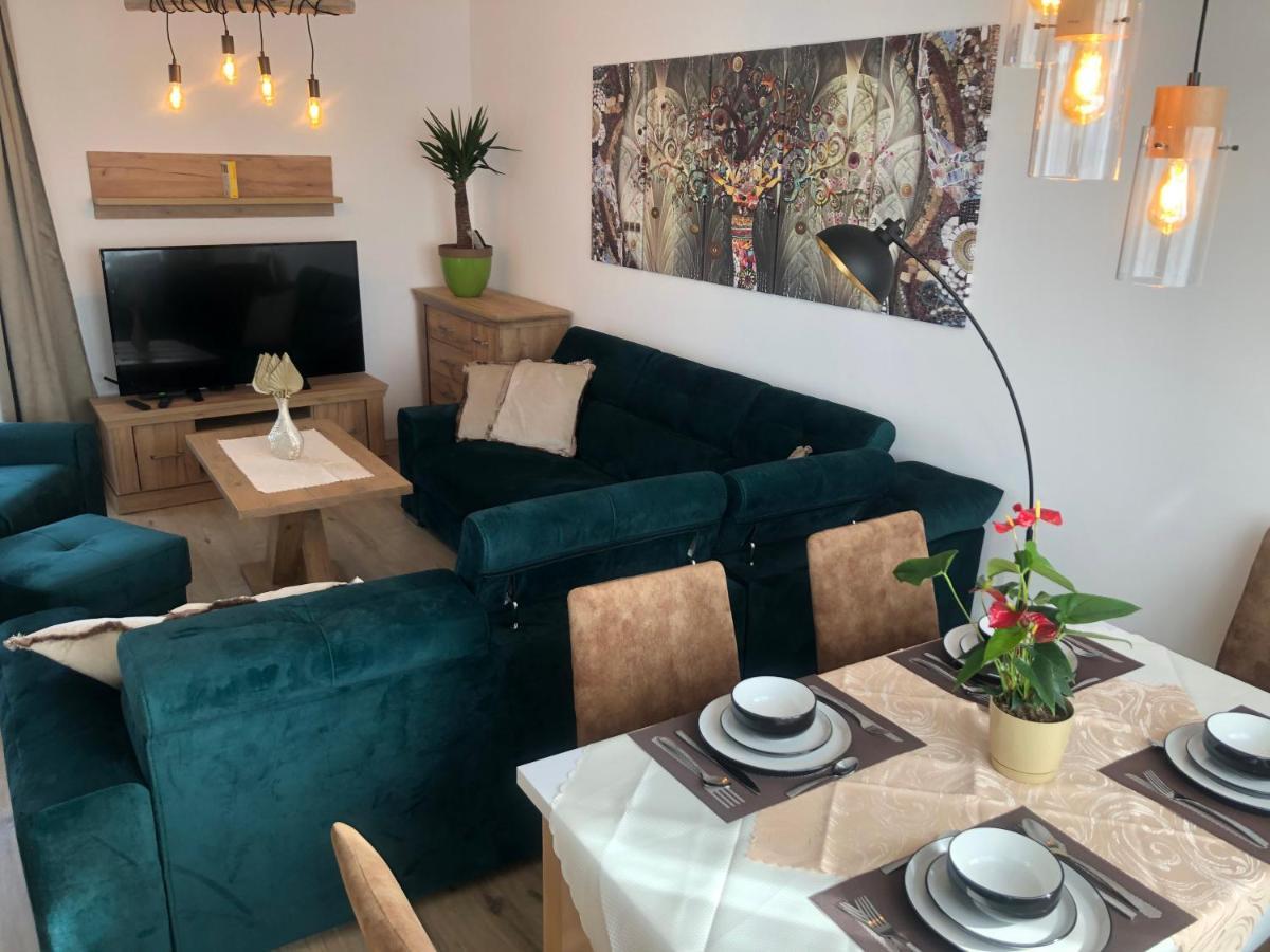 Tatra Billetee Apartman S Luxusnym Vyhladom Na Vysoketatry A Sukromnym Wellness โปปรัด ภายนอก รูปภาพ