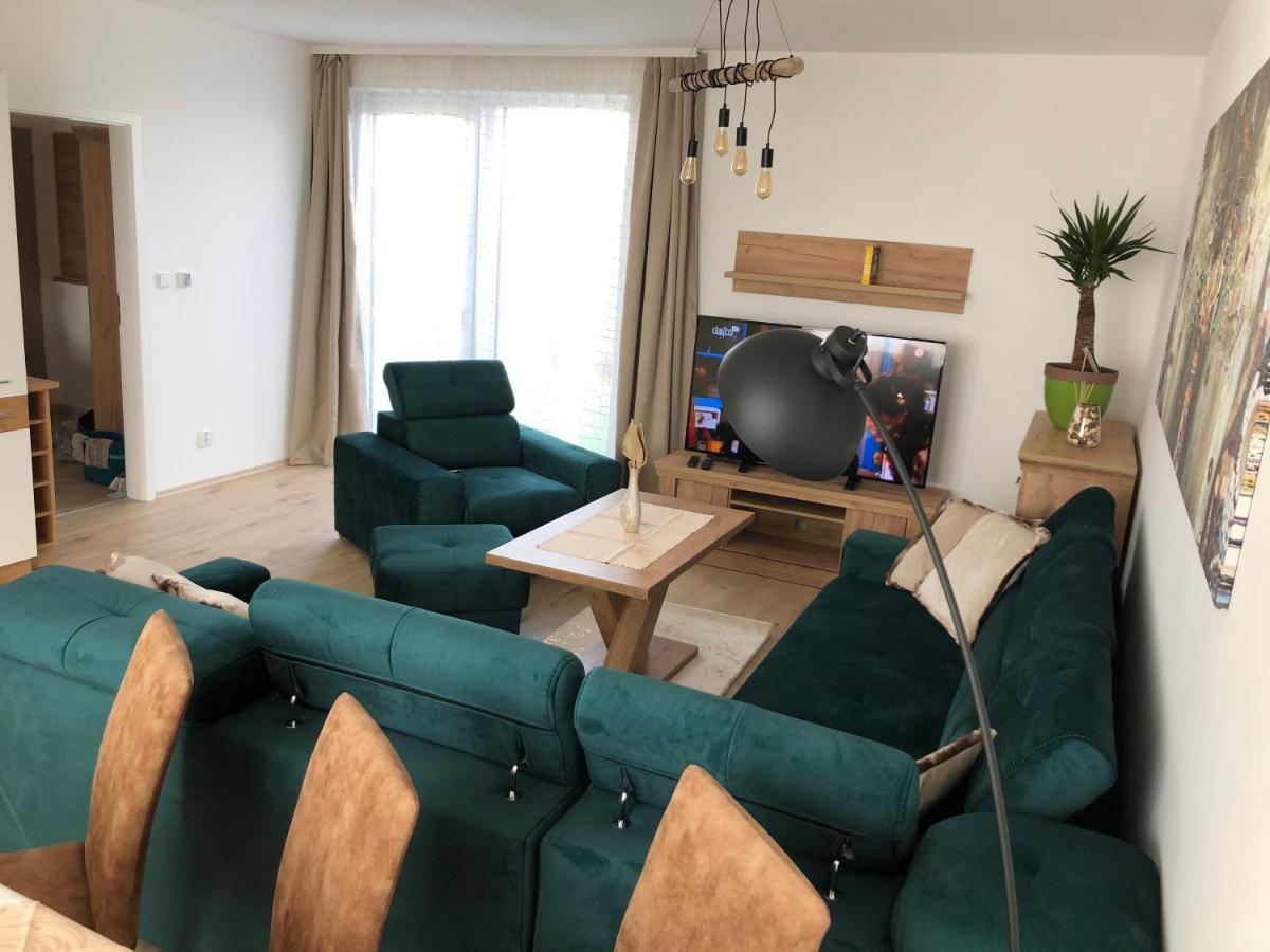Tatra Billetee Apartman S Luxusnym Vyhladom Na Vysoketatry A Sukromnym Wellness โปปรัด ภายนอก รูปภาพ