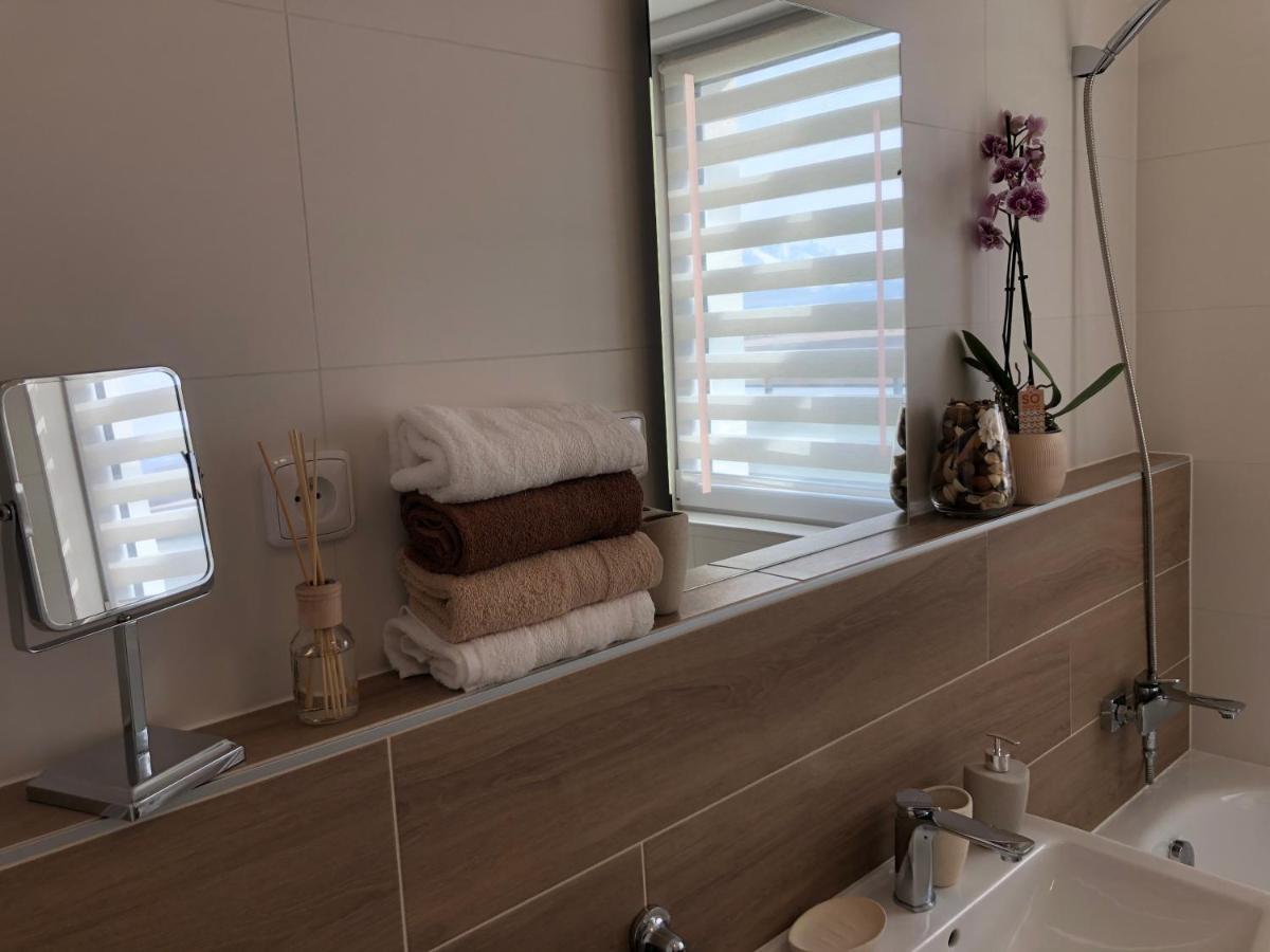 Tatra Billetee Apartman S Luxusnym Vyhladom Na Vysoketatry A Sukromnym Wellness โปปรัด ภายนอก รูปภาพ